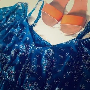 Blue cold shoulder paisley print dress